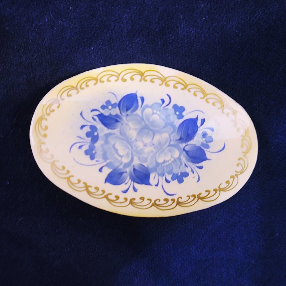 Russian Lacquered paper mache brooch with blue flowers
